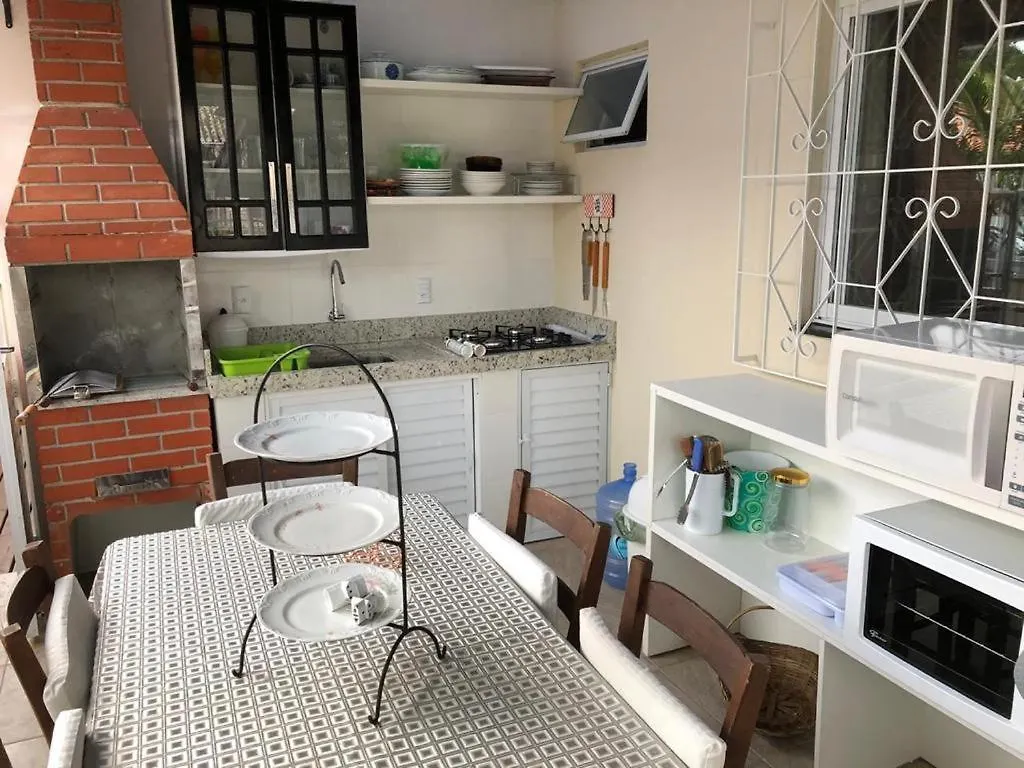 Casa Da Arvore Rua Pescada Amarela Bombinhas 0*,