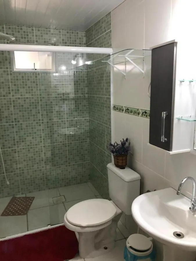 Hébergement de vacances Casa Da Arvore Rua Pescada Amarela Bombinhas