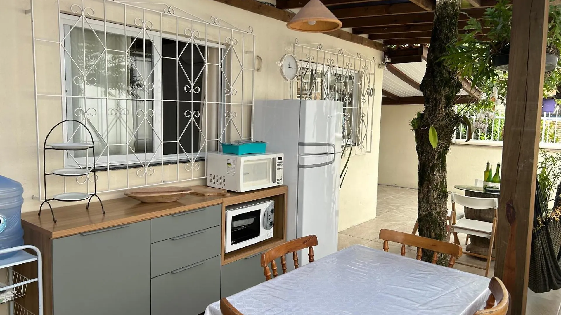 Casa Da Arvore Rua Pescada Amarela Bombinhas